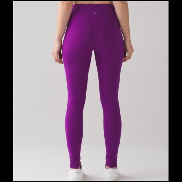 Violet Purple Medium Rise Wunder Under Leggings - Picture 7 of 7